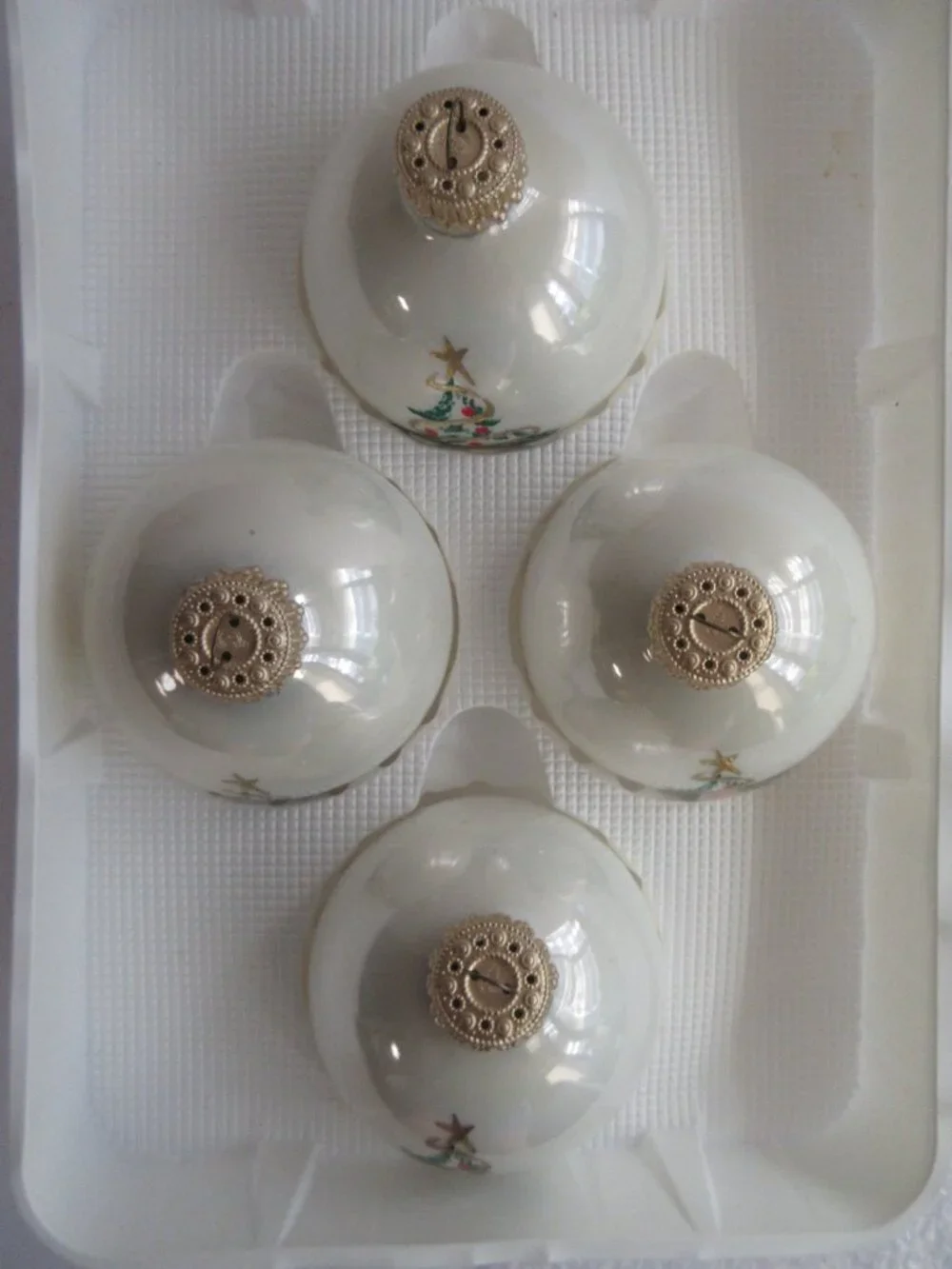 Krebs Christmas Ornament 2 Boxes of 4 Glass Balls White w/ Christmas Tree Vtg